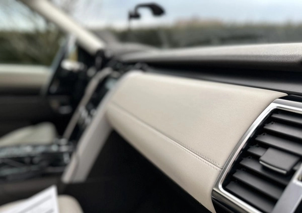 Land Rover Discovery cena 189990 przebieg: 112000, rok produkcji 2018 z Żywiec małe 704